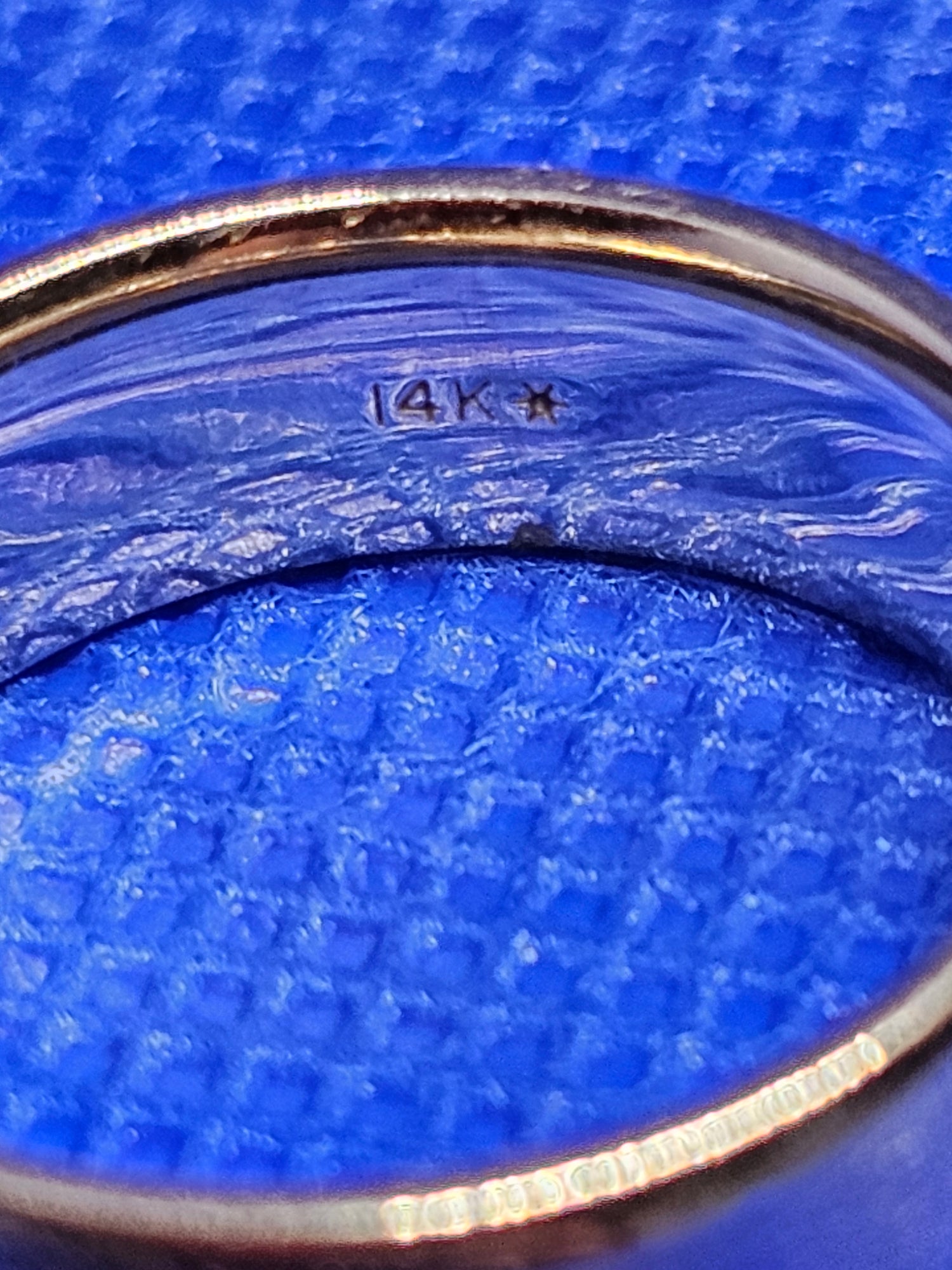 14K wedding Band - Carolina Bargain Bin