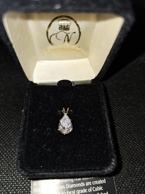 Diamond pendant - Carolina Bargain Bin