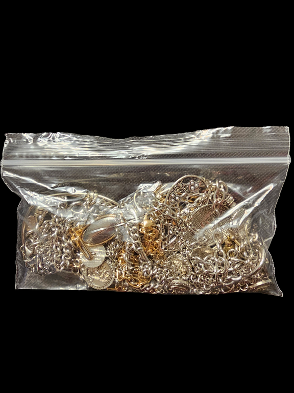 5 Necklace bargain bag - Carolina Bargain Bin