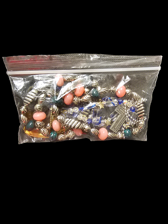 5 Necklace bargain bag - Carolina Bargain Bin