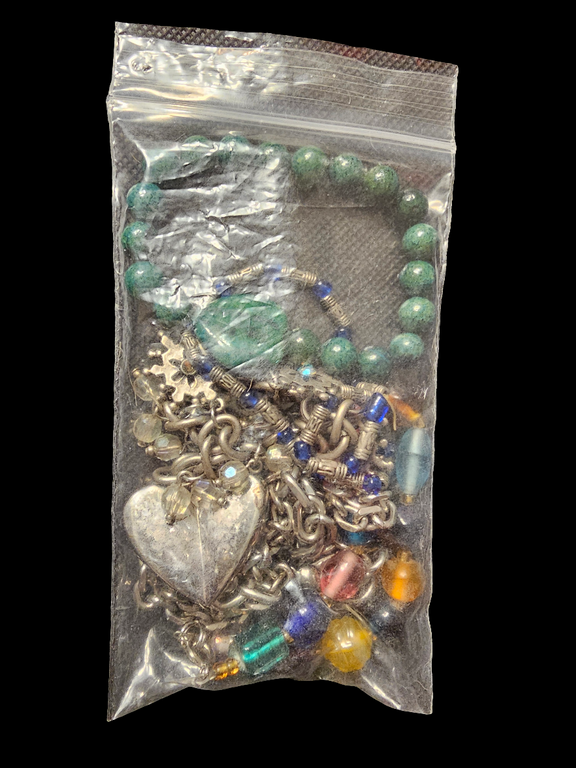 5 Necklace bargain bag - Carolina Bargain Bin