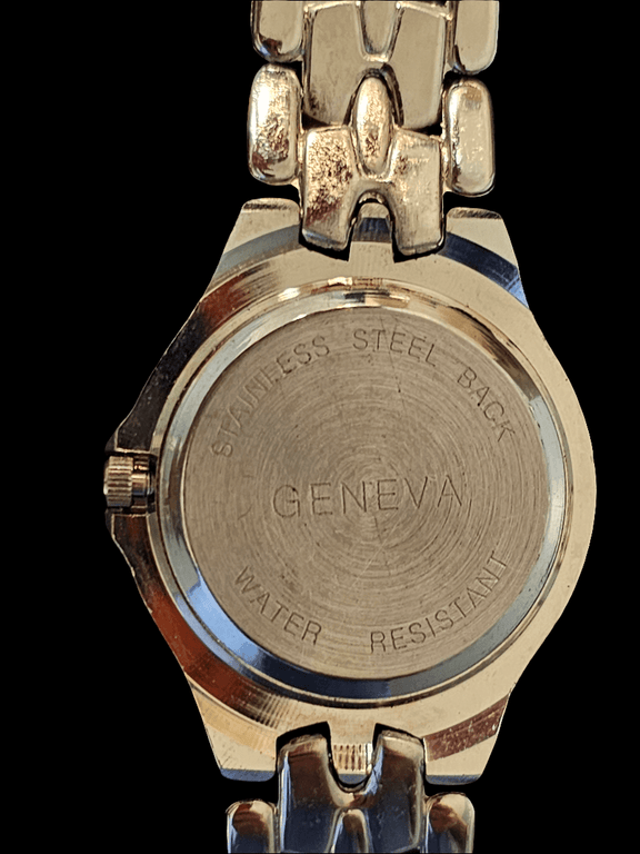 Geneva His And Her’s Quartz Watches  Needs Batteries - Carolina Bargain Bin